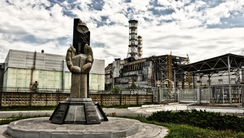 Φόβοι για έκλυση ραδιενέργειας από τις πυρκαγιές στο Τσερνόμπιλ (vid)