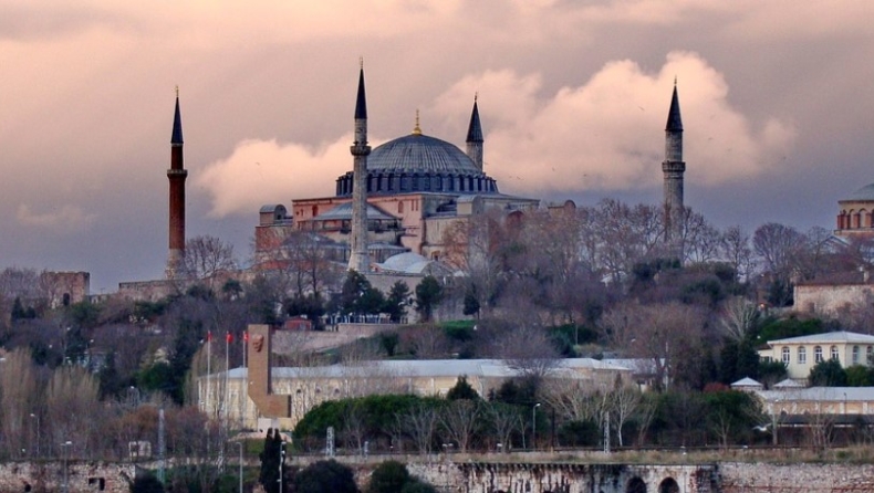 New York Times: Ο αριθμός των θανάτων στην Κωνσταντινούπολη δείχνει ότι η Τουρκία αποκρύπτει στοιχεία