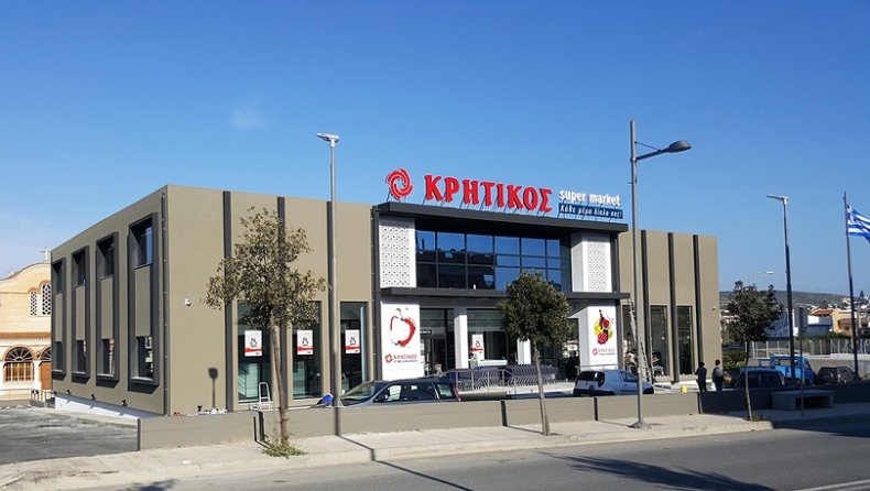 Τα supermarket Κρητικός δωρίζουν χυμούς, νερά & 10.000 μάσκες στα νοσοκομεία της Ελλάδας