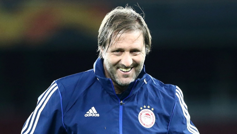 Μαρτίνς: «Συμφωνήσαμε σε πέντε λεπτά, χαρούμενος που ανήκω στην οικογένεια του Ολυμπιακού»!