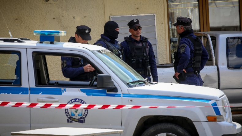 Κρήτη: Παραδόθηκε ο γιος του 63χρονου στα Ανώγεια