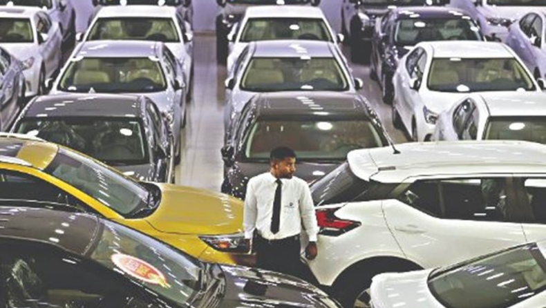 Ινδία: Δεν πουλήθηκε ούτε ένα νέο αυτοκίνητο τον Απρίλιο