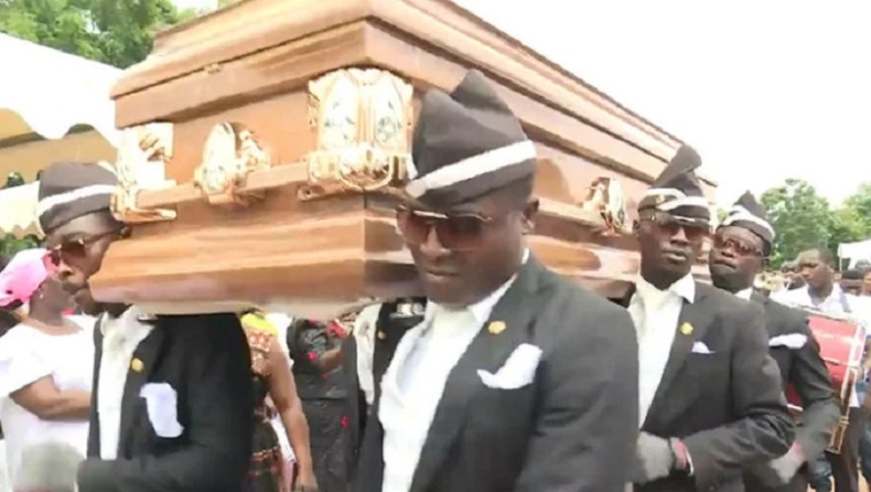 Οι νεκροθάφτες της Γκάνας: Η ιστορία με το πιο διάσημο meme ξεκινάει τον Μεσαίωνα (pics & vids)