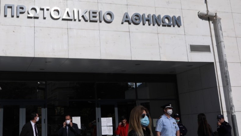 Δίκη Τοπαλούδη: «Είχαν σχέση», ισχυρίστηκε η αδερφή του ενός κατηγορούμενου