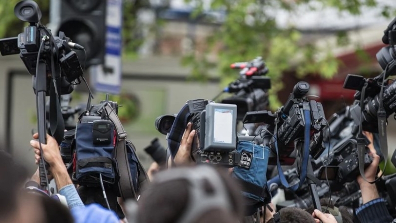 Δεκάδες δημοσιογράφοι νεκροί από τον κορονοϊό, σύμφωνα με ελβετική ΜΚΟ