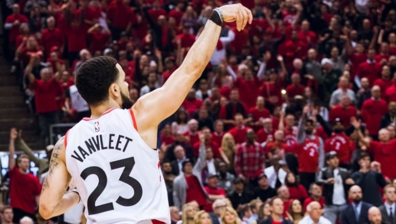 ΒανΦλίτ: «Έχουν καλες πιθανότητες για repeat οι Ράπτορς»