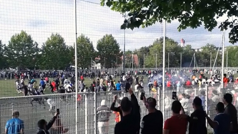 Κορονοϊός: Σοκ με το «ντου» 400 ατόμων σε ποδοσφαιρικό ματς στην Γαλλία! (pics & vid)