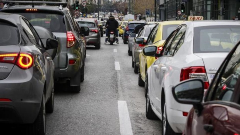 Οι Έλληνες δεν αφήνουν το τιμόνι όταν πίνουν ή όταν κουράζονται