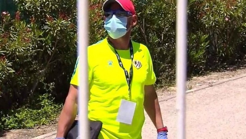 Ράγιο Βαγιεκάνο: Προπονητής και αθλητικός διευθυντής τσακώνονται φορώντας μάσκες! (vid)