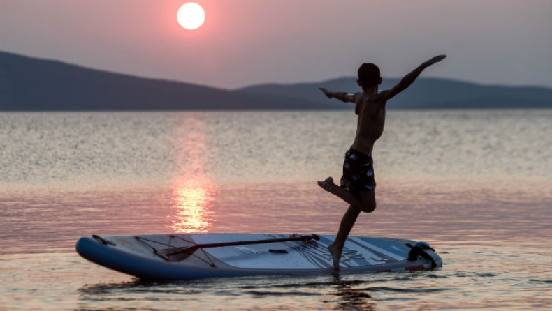 Η «συμπεριφορά» του κορονοϊού στην άμμο και στην θάλασσα