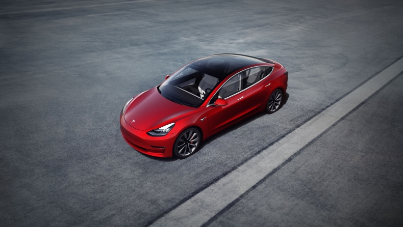Tesla: Σε «παύση» η παραγωγή των αυτοκινήτων