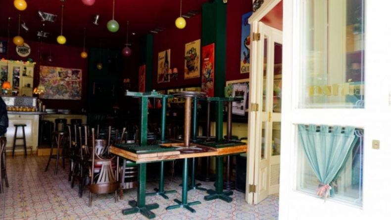 Έτσι θα ανοίξουν εστιατόρια και μπαρ: Δυνατότητα για πεζοδρομήσεις αλλά και πρόστιμα