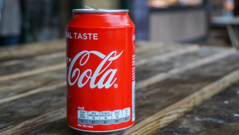 Η Coca-Cola κόβει και αυτή τη διαφήμισή της στα social media λόγω ρατσισμού