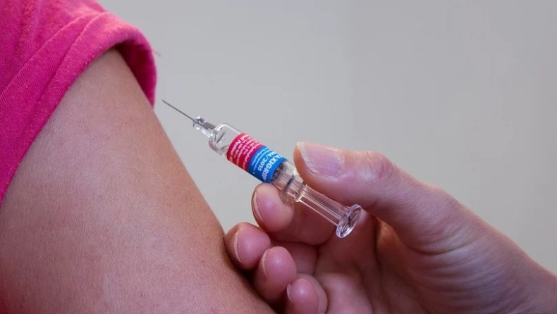 Κορονοϊός: Ενθαρρυντικά αποτελέσματα από τη δοκιμή πειραματικού εμβολίου στην Βρετανία