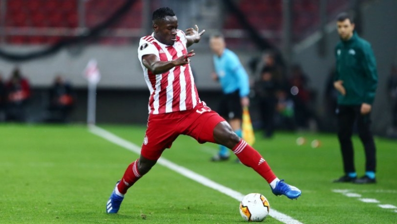 Καμαρά: Τα... κολπάκια στην προπόνηση (vid)