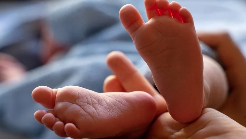 Κορονοϊός: Νεογέννητα τρίδυμα διαγνώστηκαν θετικά, όχι όμως οι γονείς τους