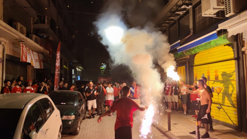 Λίβερπουλ: Χαμός και σε Θεσσαλονίκη για την κατάκτηση της κούπας (vids & pics)