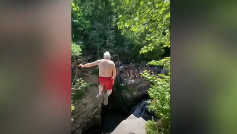 Ένας 73χρονος πήδηξε από λόφο στο νερό και έγινε viral (vid)