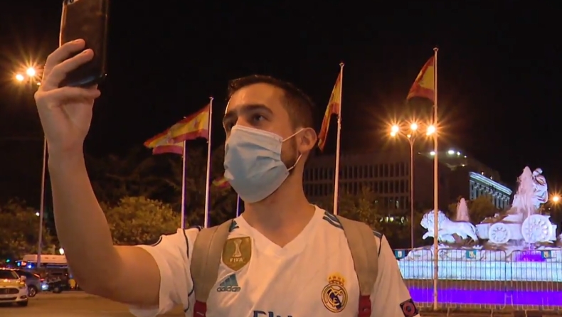 Ρεάλ Μαδρίτης: Έμειναν σπίτι οι οπαδοί, μια απλή νύχτα στην πλατεία Θιμπέλες! (pic & vid)