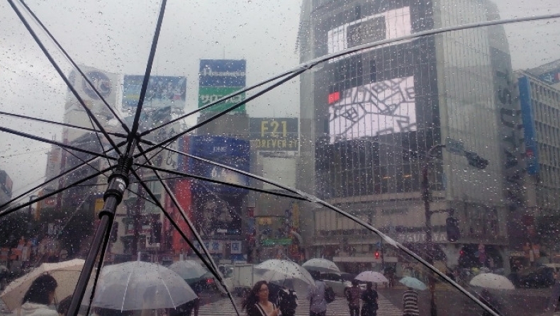 Ιαπωνία: Τουλάχιστον 16 άνθρωποι έχασαν τη ζωή τους από τις καταρρακτώδεις βροχές (vid)