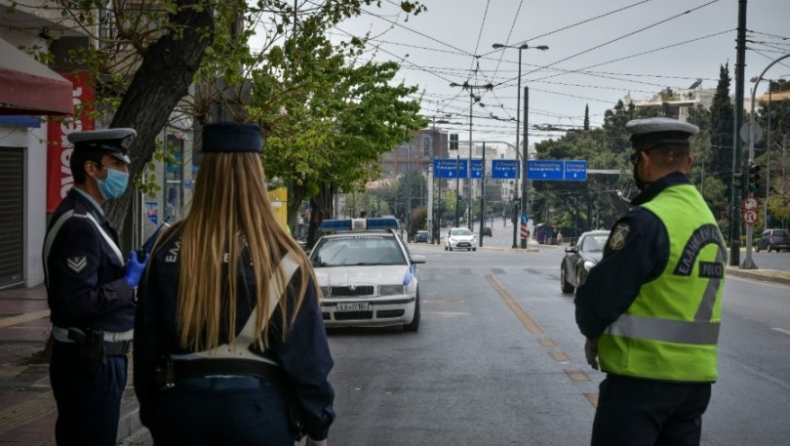 Σε ένα τριήμερο η τροχαία έγραψε 471 παραβάσεις για οδήγηση και υπό την επήρεια αλκοόλ