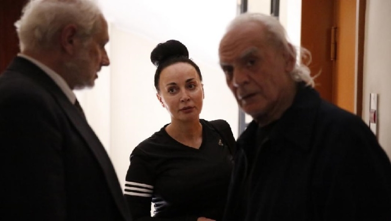 Τσοχατζόπουλος: Αρνητικός στον κορονοϊό, «τον επηρέασαν όσα περάσαμε» λέει η Βίκυ Σταμάτη