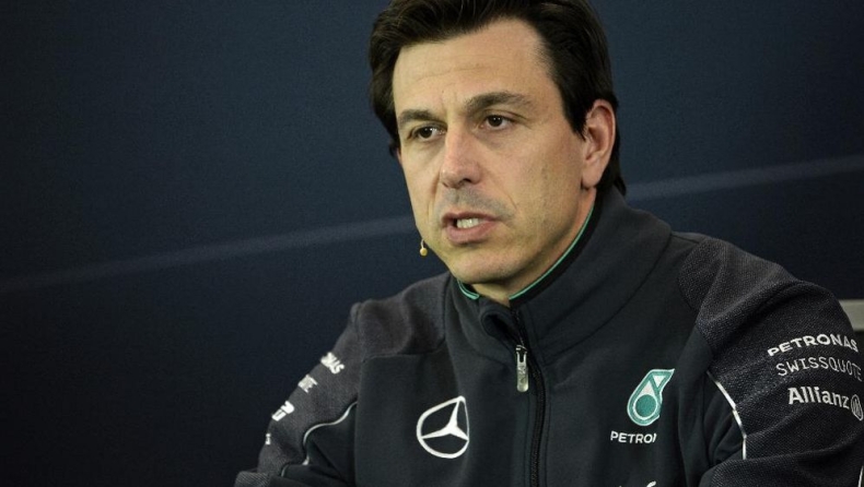 «Γελοία» χαρακτήρισε ο Βολφ τη στάση της Ferrari