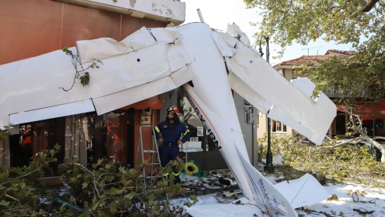 Ο 19χρονος πιλότος του αεροπλάνου που έπεσε στις Σέρρες: «Ήθελα να με δουν οι γονείς μου» (vid)