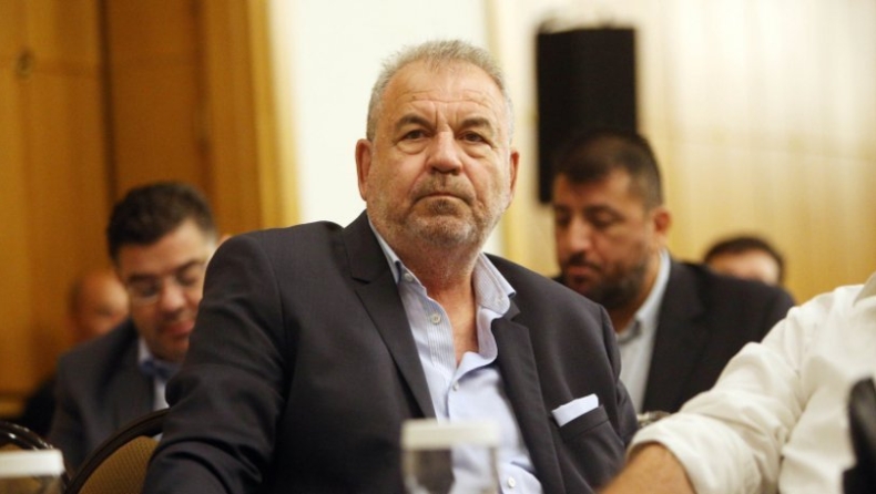 Αγραφιώτης: «Δολοφονούν το ελληνικό ποδόσφαιρο»!