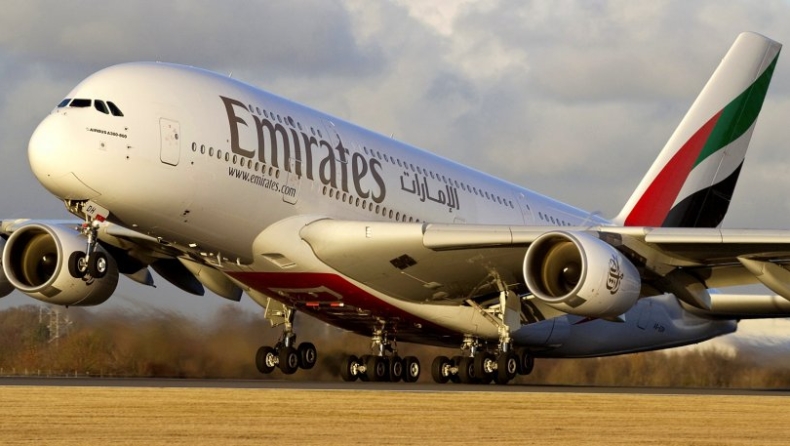 Η Emirates πληρώνει τα έξοδα κηδείας αν πεθάνεις από κορονοϊό μετά την πτήση