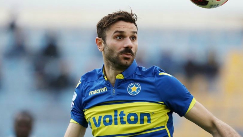 Κλείνει στον Βόλο ο Μανιάς