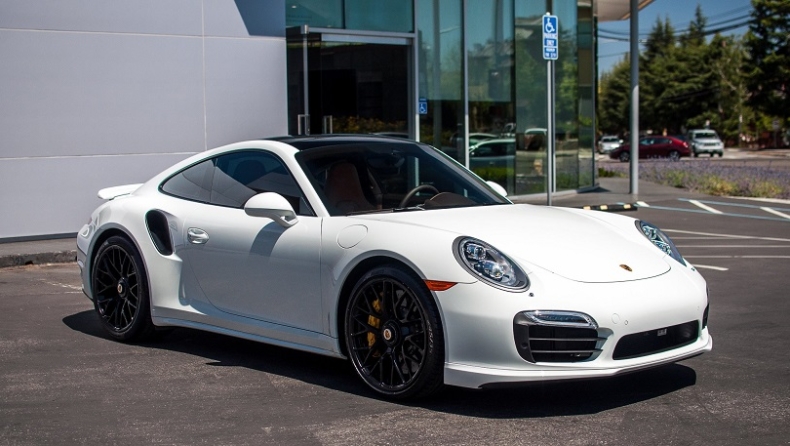 Τύπος αγόρασε Porsche αντί 110.000 ευρώ με πλαστή επιταγή που τύπωσε σπίτι του (pics)