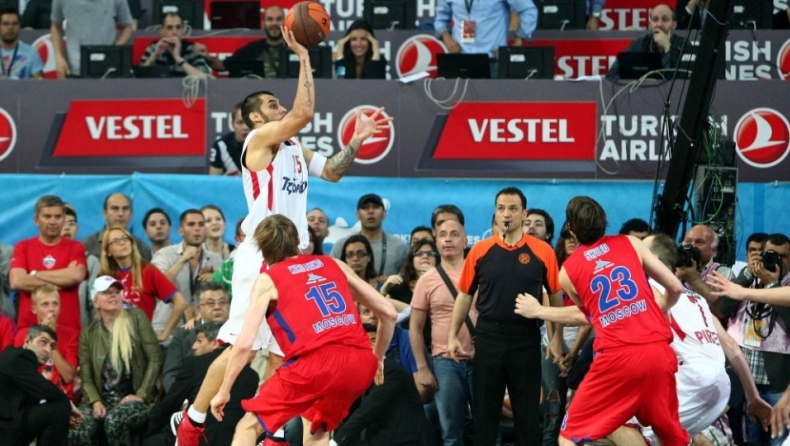 Ολυμπιακός: Καλύτερη στιγμή σε τελικό EuroLeague, το «πεταχτάρι» του Πρίντεζη στην Κωνσταντινούπολη (vid)