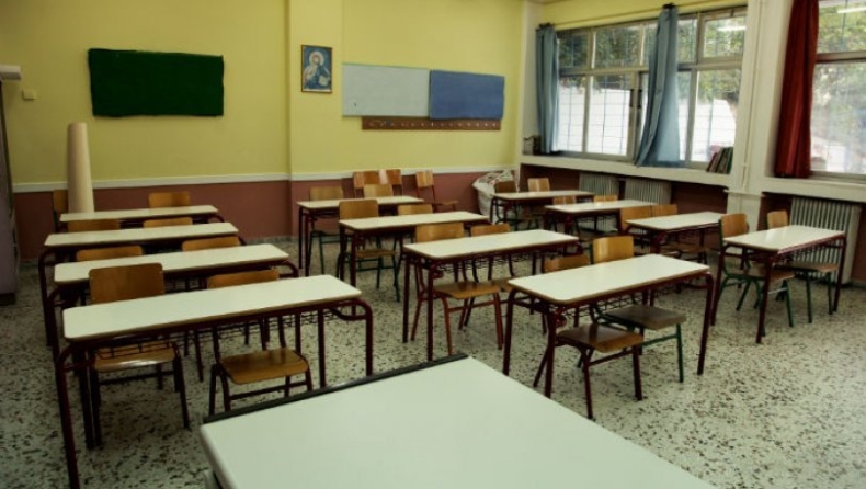 Κορονοϊός: Τα σενάρια για το άνοιγμα των σχολείων (vid)