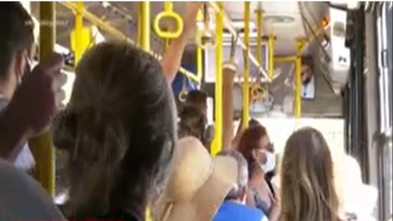 Νέες εικόνες συνωστισμού στα λεωφορεία, αποστάσεις στις παραλίες (vid)