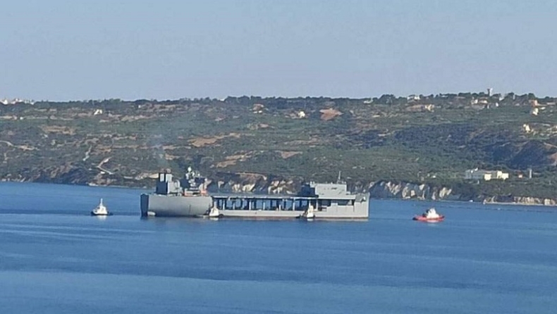 Έφτασε στη Σούδα το θηριώδες USS Hershel ''Woody'' Williams των ΗΠΑ! (pics & vids)