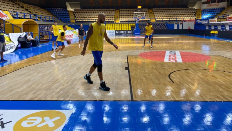 Περιστέρι: Μέσα ο Βασιλόπουλος, Κυριακή φτάνει ο Γκάντι