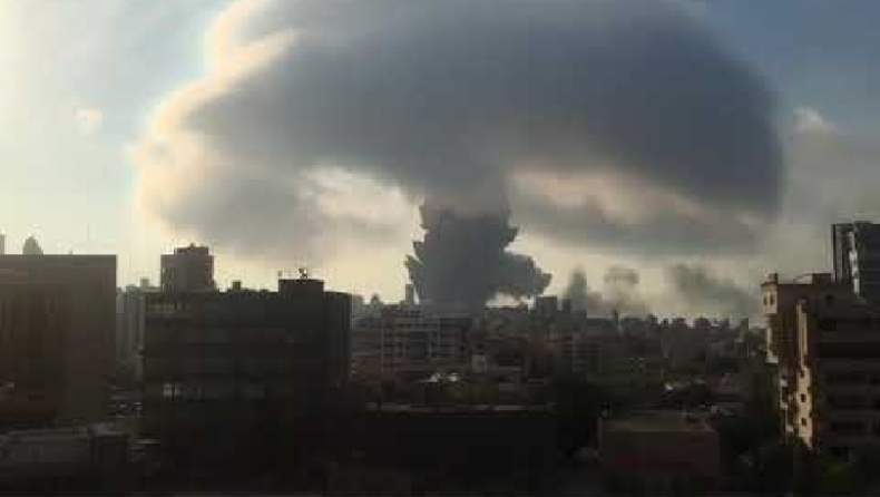 Τρομακτική έκρηξη συγκλόνισε τη Βηρυτό (pics & vids)