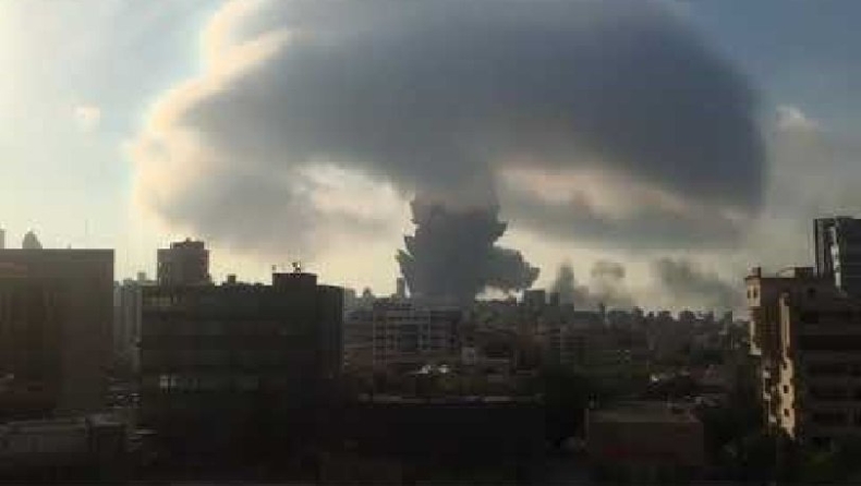 Τραμπ για την τρομακτική έκρηξη στην Βηρυτό: «Οι στρατηγοί μου θεωρούν πως ήταν επίθεση» (vid)