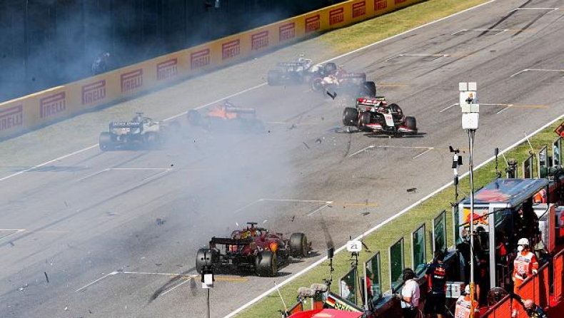 Formula 1: Η καραμπόλα που επισκίασε το Γκραν Πρι Τοσκάνης (vid)