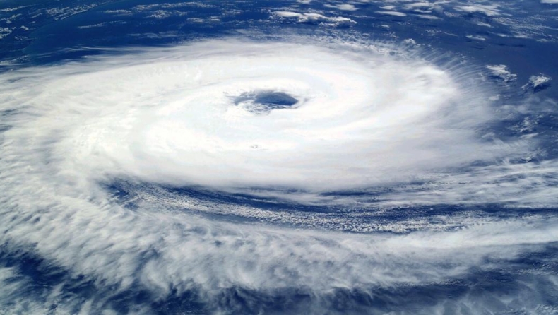 Προειδοποίηση του μετεωρολόγου Κλέαρχου Μαρουσάκη: Έρχεται μεσογειακός κυκλώνας (vids)