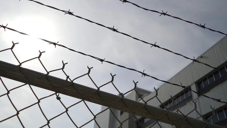 Φυλακές Δομοκού: Έστειλαν ηρωίνη σε κρατούμενο με εικόνες της Παναγίας (vid)
