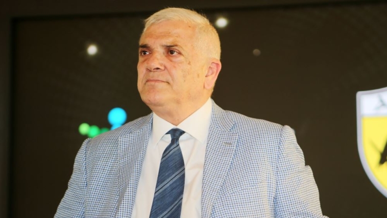 ΑΕΚ: Στον Βόλο κοντά στην ομάδα ο Μελισσανίδης