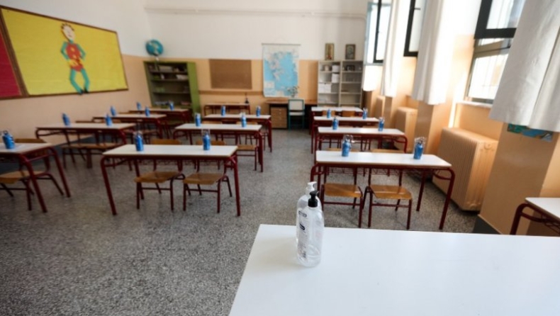 Ολοκληρώθηκε η διανομή μασκών σε όλους τους δήμους της χώρας: Στα σχολεία εντός της ημέρας