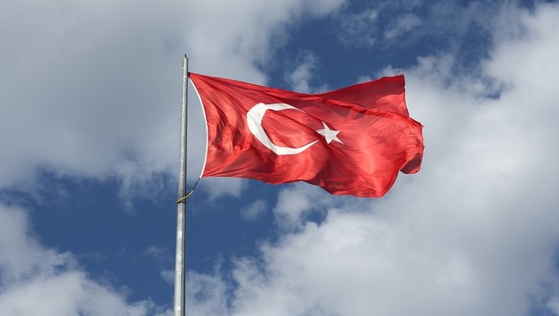 Η Τουρκία καταγγέλλει ως «αλαζονικές» τις δηλώσεις του Μακρόν
