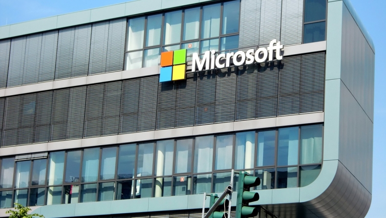 Πώς φτάσαμε στην επένδυση της Microsoft και η σημασία της για την ελληνική οικονομία