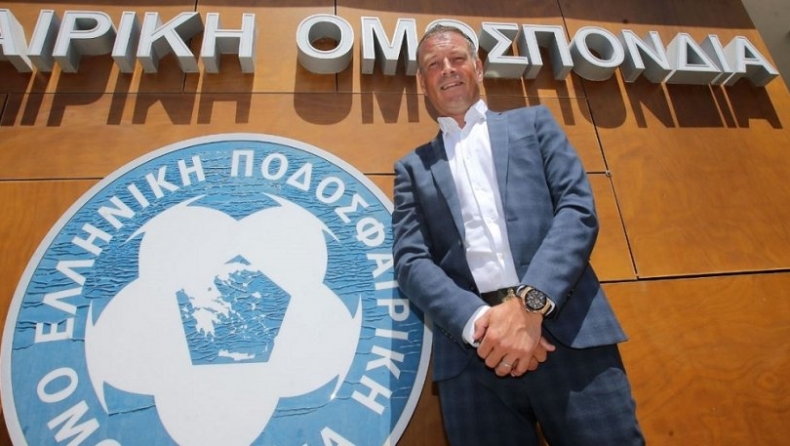 Κλάτενμπεργκ: «Δεν έχουν προσωπικότητα οι σημερινοί διαιτητές»