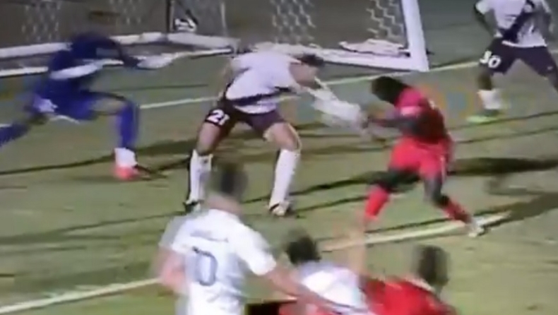 ΗΠΑ: Πρόκριση – σκάνδαλο, σκόραρε με το χέρι και δεν το κατάλαβε κανείς! (vid)