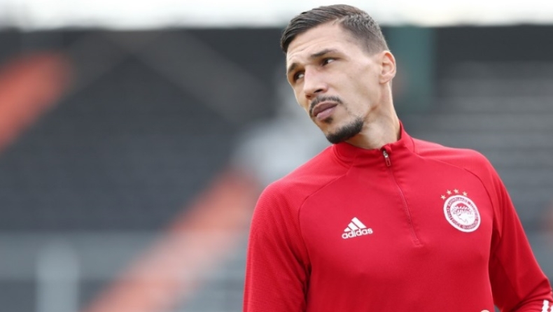 Ολυμπιακός: Ο Μαρτίνς θα περιμένει Χολέμπας μέχρι την τελευταία στιγμή