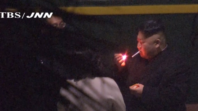 Ο Κιμ Γιονγκ Ουν κόβει το τσιγάρο στους Βορειοκορεάτες